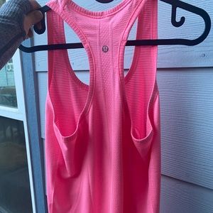 Swiftly Tech Racerback size 8